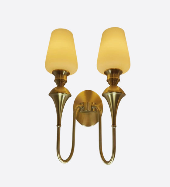 GOLDEN DOUBLE PYRAMID WALL LAMP
