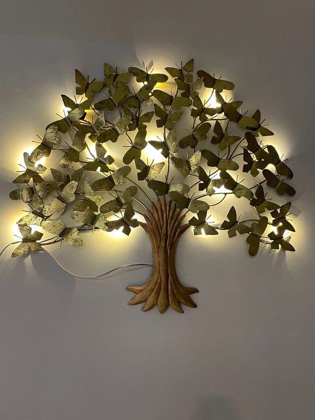 BUTTERFLY-SHAPED LEAVES HANDCRAFTED TREE WALL ART IN GOLD WITH BACKLIGHT