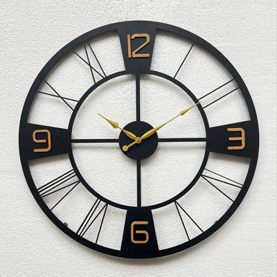 ANTIQUE GLAMOUROUS BLACK VINTAGE WALL CLOCK