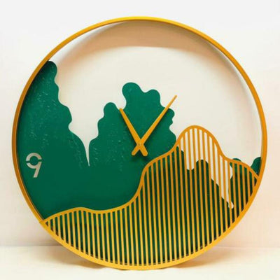 NATURELLE RINGED METAL ANTIQUE WALL CLOCK
