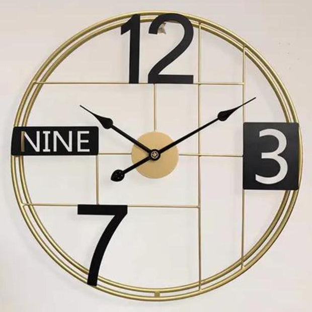 TRENDY GRACIOUS METALLIC WALL CLOCK