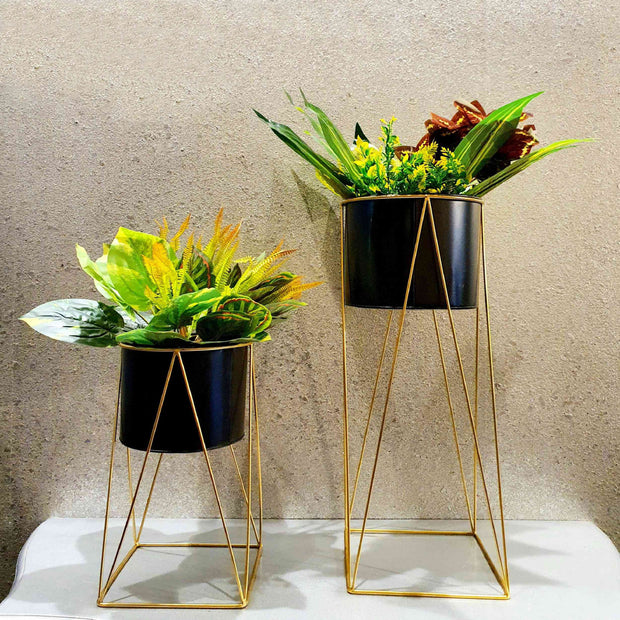 BLACK & WHITE POLYMER BIG METAL PLANTER