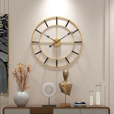ANTIQUE GOLDEN DAINTY METAL WALL CLOCK