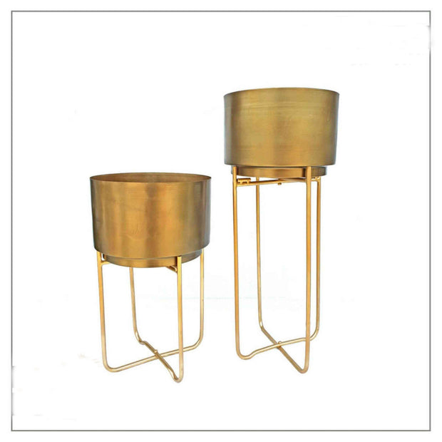FLOOR PLANTER WITH LUSTY GOLD TOUCH
