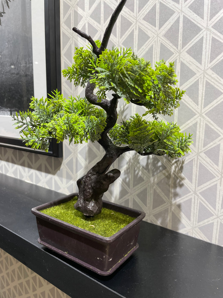 CONTEMPORARY BROWN RECTANGULAR INDOOR PLANT POT WITH ARTIFICIAL GREEN LEAVES