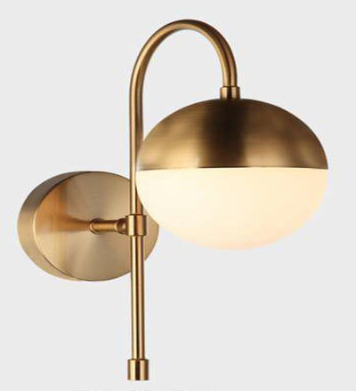 SPLENDID BOWED GOLDEN SPHEROID WALL LAMP