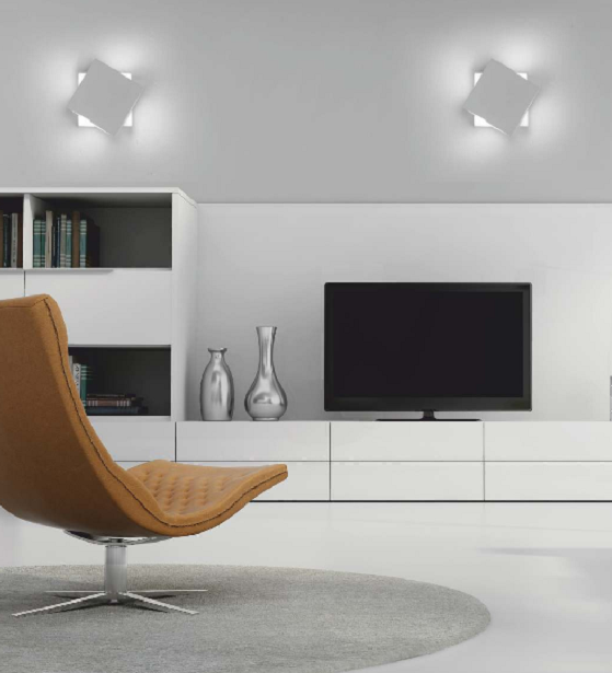 DIAMOND SHAPED LUMINISCENT WHITE METAL WALL LAMP