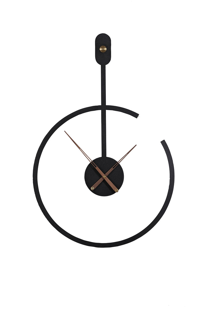 SHAPE DESIGNER DECORATIVE WALL CLOCK