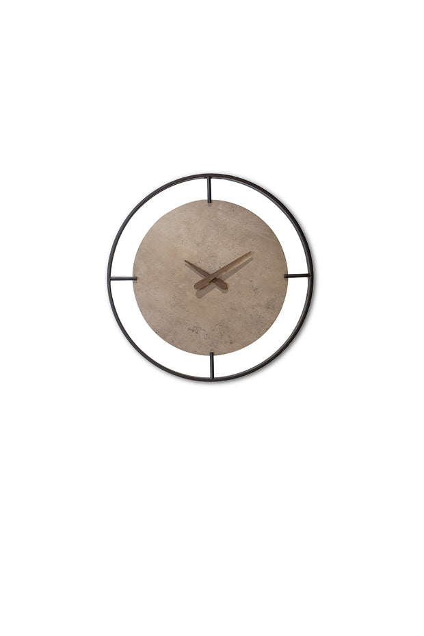 LOVELY ELLIPTICAL METALLIC WALL CLOCK