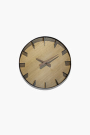 STUDIO STYLE BLACK METAL WALL CLOCK