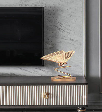 COQUETTE ANTIQUE GOLD TABLE LAMP