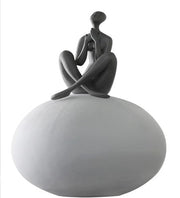 PELLET WHITE AND BLACK TABLE LAMP