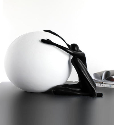 RONDURE WHITE AND BLACK TABLE LAMP