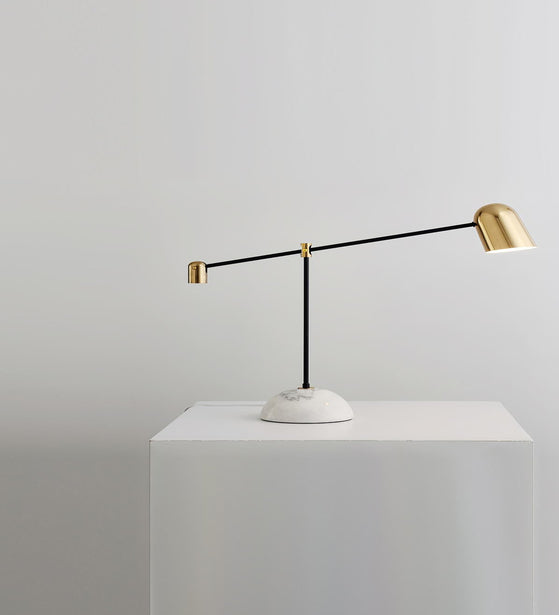 STUNNING WAND SHAPED ANTIQUE BLACK TABLE LAMP
