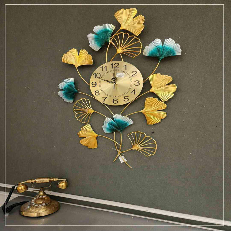 MULTICOLOURED GOLDEN METAL WALL CLOCK